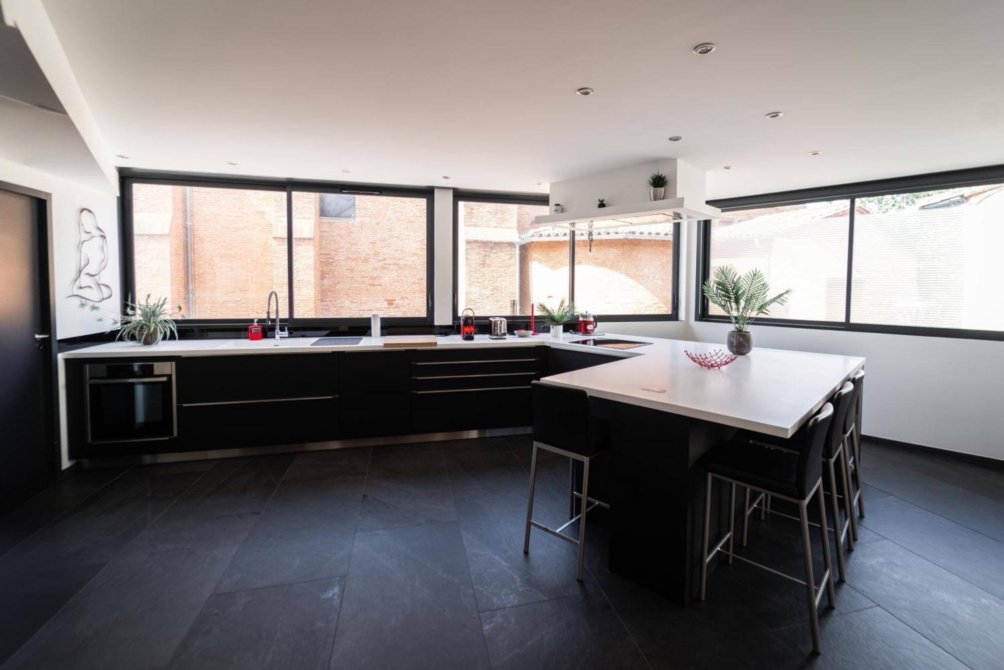 Loft 150 M2 Jacuzzi, Sauna Et Massage Blagnac Exteriér fotografie